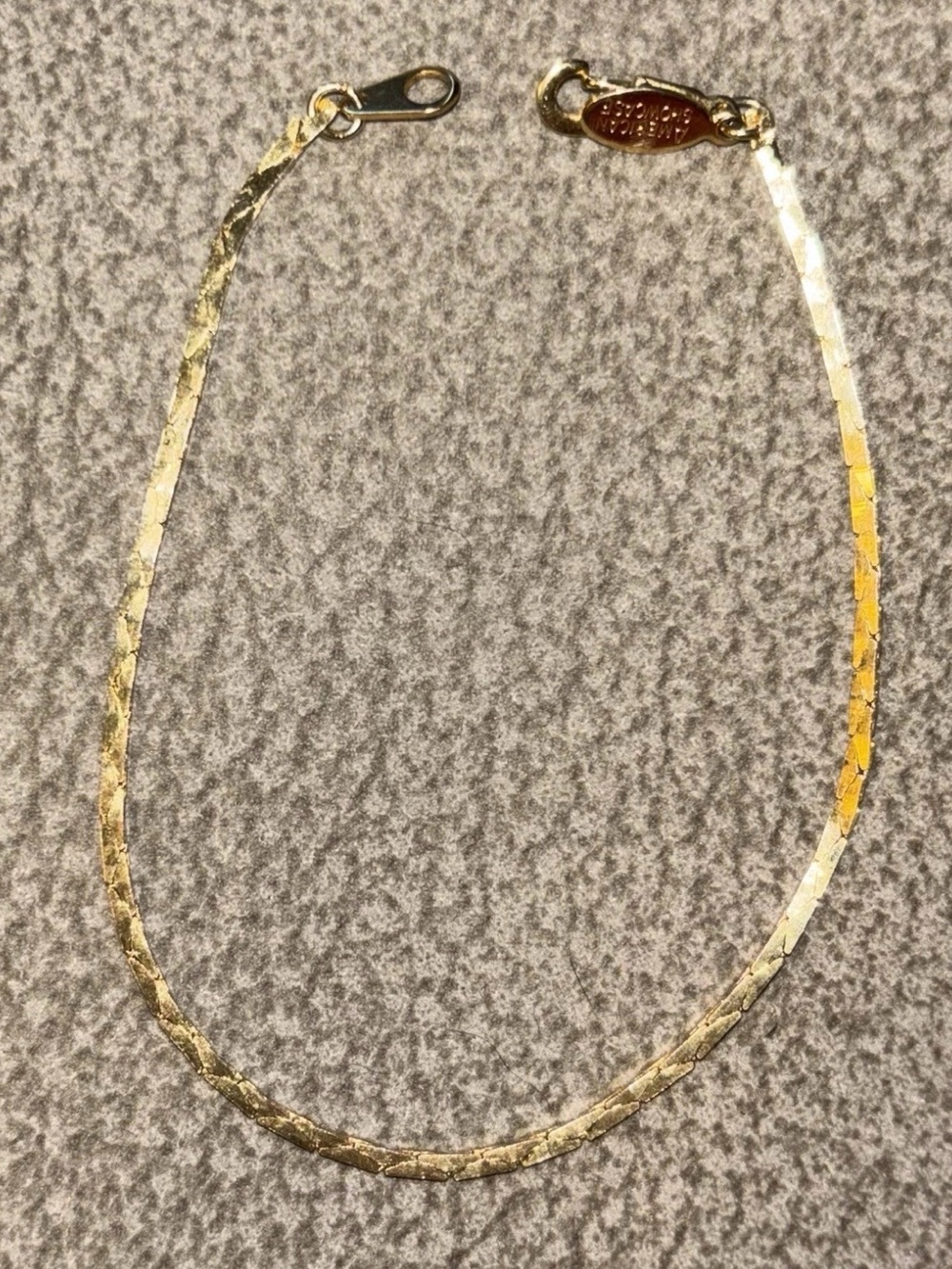 Vintage American Showcase Korea Yellow Gold Tone Herringbone Bracelet